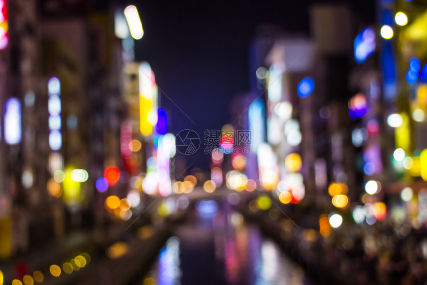 暮散景场日本大阪市的夜光灯来自日本Dotonbori街区的模糊灯光图片