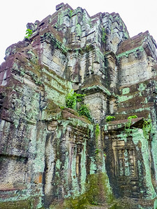 柬埔寨暹粒吴哥地区的PreaKhan寺庙建造过去的前置图片
