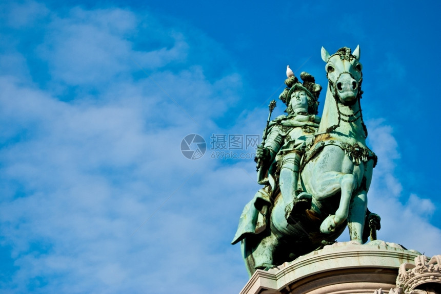 著名的白色吸引力多姆何塞I里斯本葡萄牙国王多姆何塞一世的雕像图片