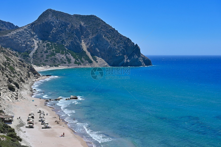旅游度假胜地希腊岛的美丽海滩和景对暑假来说是美丽的概念具有丰富多彩的背景户外假期支撑图片