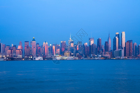 吸引力美国纽约州市曼哈顿中城天线人们旅行蓝色的高清图片素材