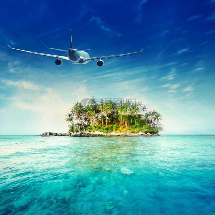 夏天异国情调航班飞机越泰国热带岛屿旅游目的地令人惊叹海洋景观飞行时间为图片
