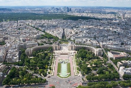 建筑学法国巴黎Chaillot宫从埃菲尔铁塔中俘获特罗卡德首都图片