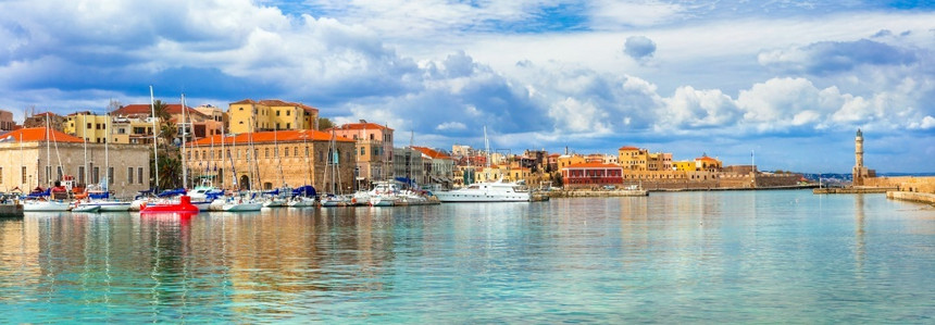 海吸引力城市的希腊最大岛屿古老城镇Chania的克里特景色受欢迎的旅游目地图片