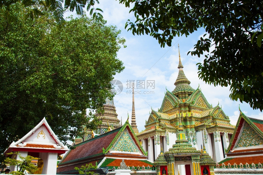 雕像泰国的主要景点是华虎艺术美极了东方的宗教图片