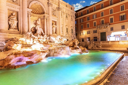 罗马喷泉特莱维喷泉及其美丽的日出雕像意大利罗马特莱维喷泉及其美丽的日出雕像意大利罗马拱艺术它的背景