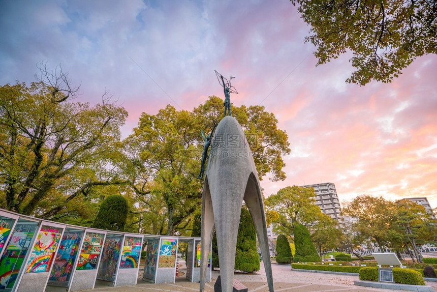 历史的2019年3月4日本广岛和平纪念公园日本广岛和平纪念公园的HIROSHIMA日本海滨HIROSHIMA儿童柯和平纪念碑一个