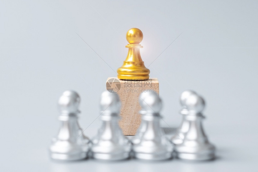 团队合作金象棋子或领头商人有银胜利领导才能商业成功团队精神和的一环公司人类图片