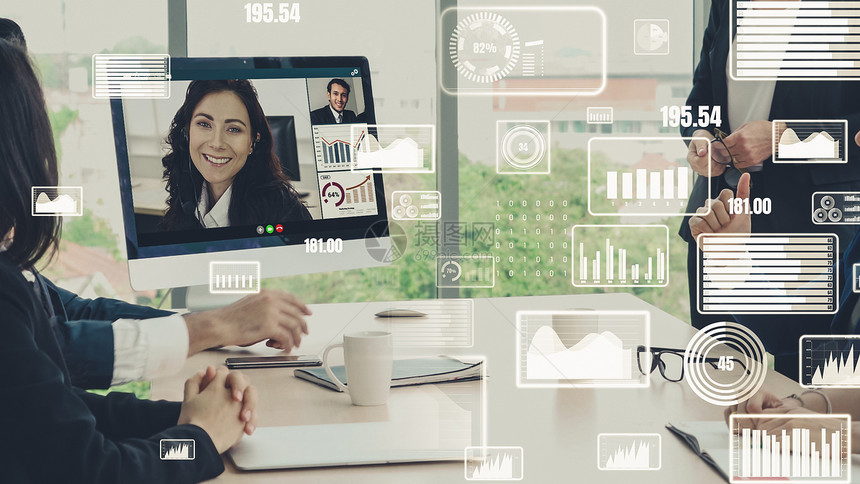 桌子企业员工视频电话会议中商务人士的创意视觉营销数据分析和投资决策制定的数字技术概念企业员工视频电话会议中商务人士的创意图片