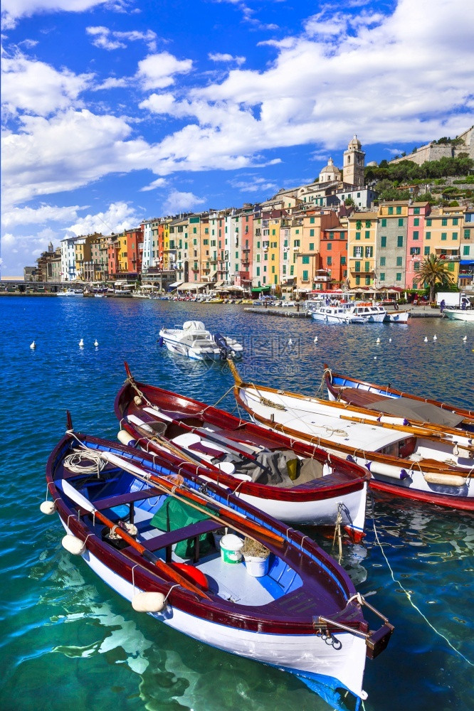 教科文组织镇斯佩齐亚意大利著名的辛克田利古里亚美丽的Portovenere渔村和热门旅游景点意大利CinqueTerre彩色Po图片
