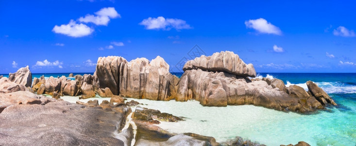 塞舌尔各岛屿LaDigue岛的AnseMarron海滩拉绿松石美丽的图片