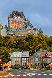 降低加拿大魁北克省下老城秋季天清晨的城市风景加拿大魁北克人黄昏图片