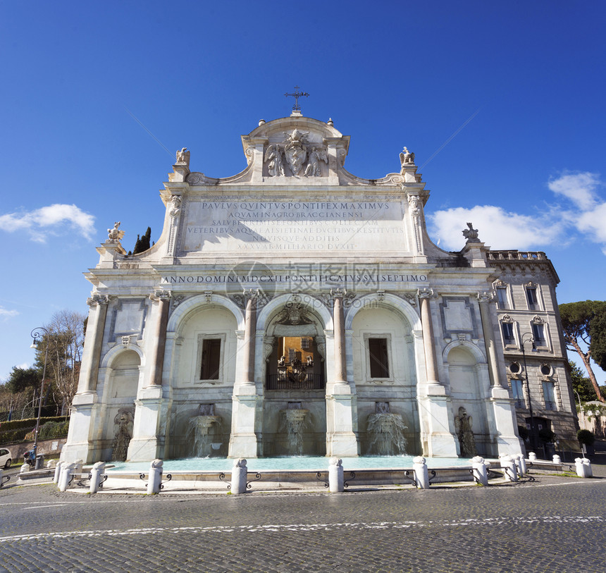一种贾尼科洛大喷泉是一座巨型位于意大利罗马雅尼丘伦山上在意大利罗马的亚尼古隆山上城市图片