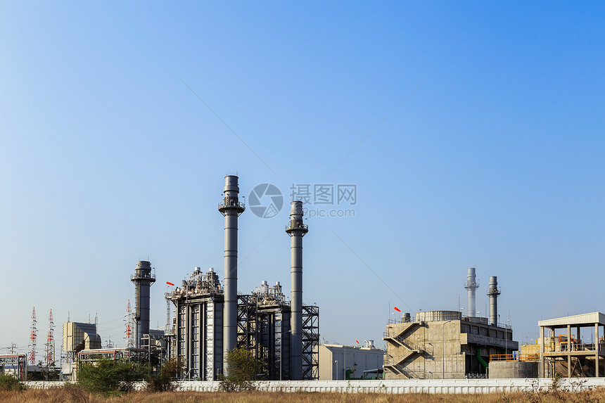车站日落的燃气涡轮机发电厂支持Chonburi市工业区的所有厂电压植物图片