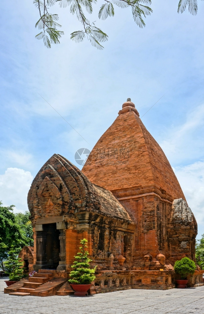 遗产或者庆越南芽庄8月25日波纳加塔古庙称为thapbaponagar或PoInuNagar著名的Nhatrang旅行宗教建筑师图片