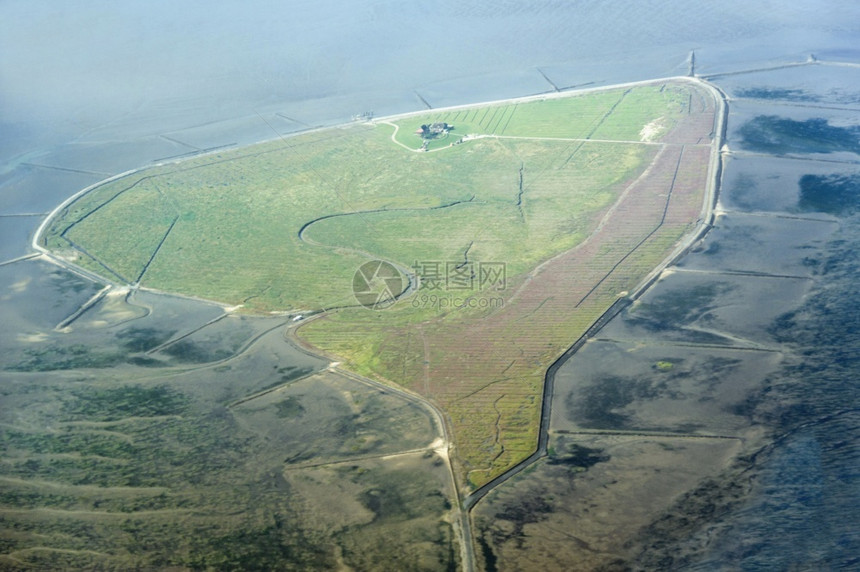 湿地景观弗里西亚德国SchleswigHolsteinWadden海洋公园的空中观察图片