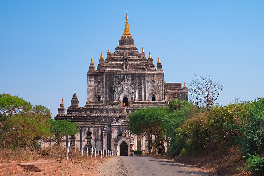 旅游废墟古老的佛教圣殿Sabbannu或百明教是12世纪在缅甸巴根建造的一座著名寺庙高61米是巴甘最高的宗教图片