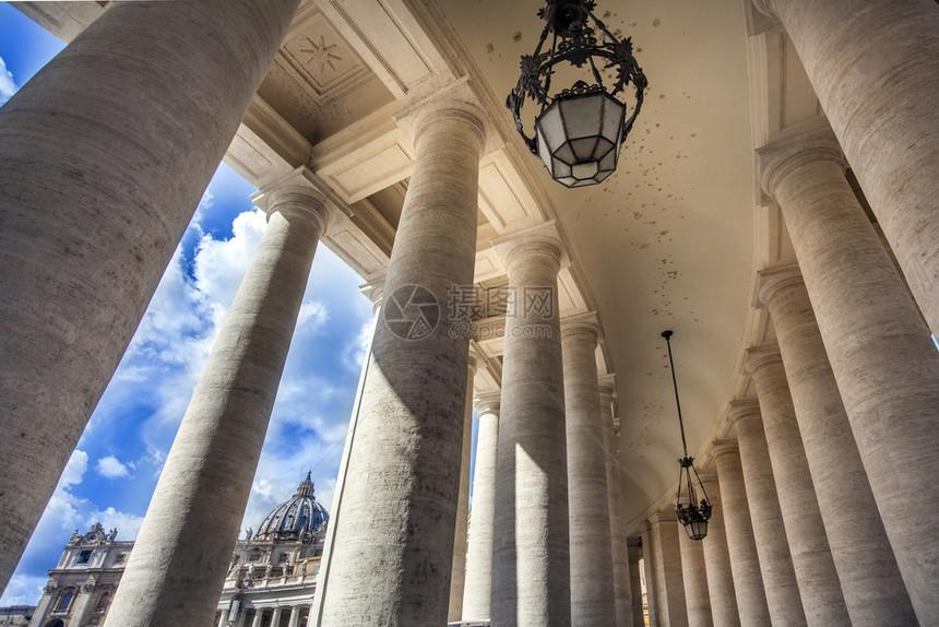 世界首都透过圣彼得斯广场至意大利罗马拉齐奥圣彼得斯巴西利卡的殖民区教廷图片