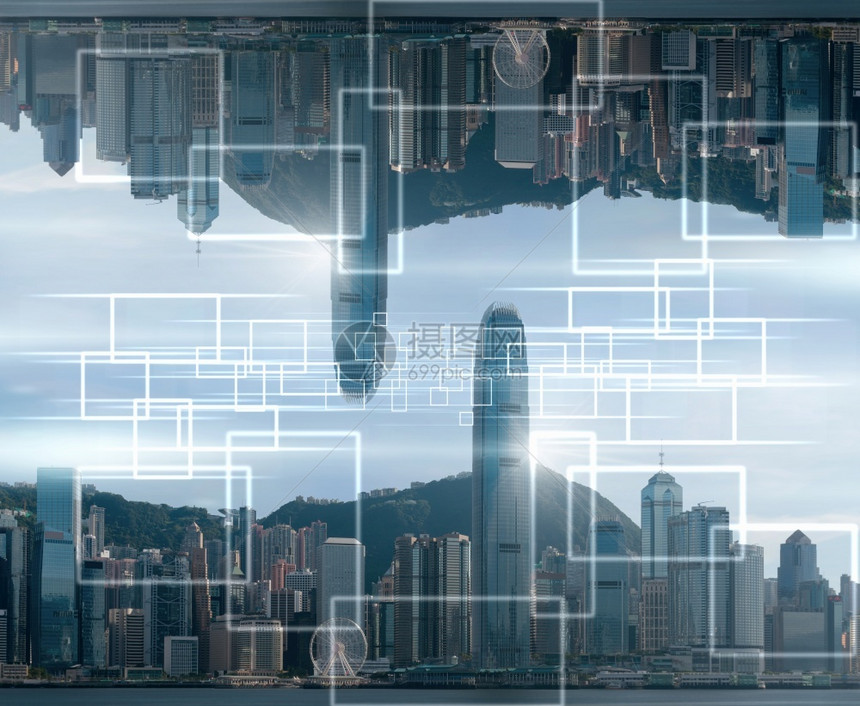 建造聪明的中午在香港市风景天文台上使用科技网络商业建筑和与旅游概念技术智能城市和互联网事物概念TechnologySmartCi图片