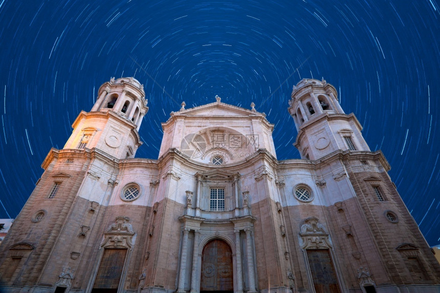 新古典主义天际线阿科斯塔卡迪兹大教堂古城卡迪兹大教堂新古典风格的伟大教堂图片
