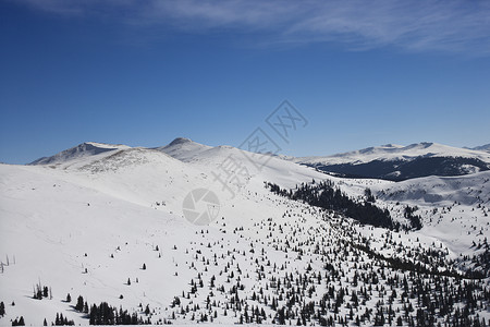 雪山风景树木乡村照片崎岖水平季节气候顶峰旅行图片素材