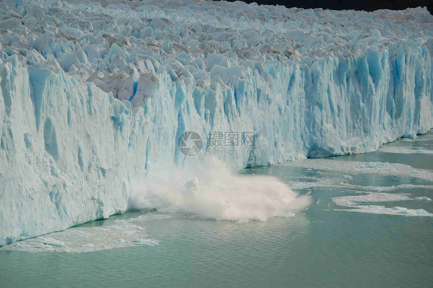 帕塔哥尼亚佩里托莫雷诺冰川旅行破冰远足生态冒险图片