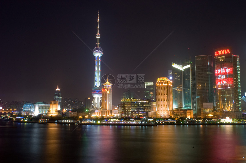 东方珍珠塔 上海时间假期夜景外滩图片