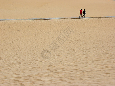 夫妇数沙丘假期男人沙漠通道孤独精神海滨灵魂生活背景图片