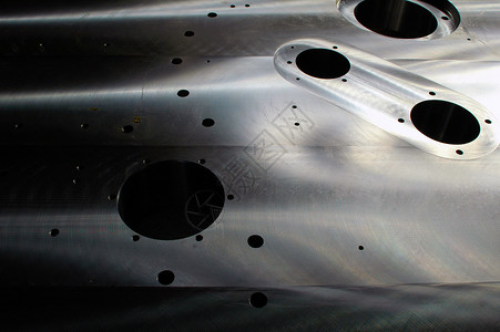 圆钢金属反射工业技术背景