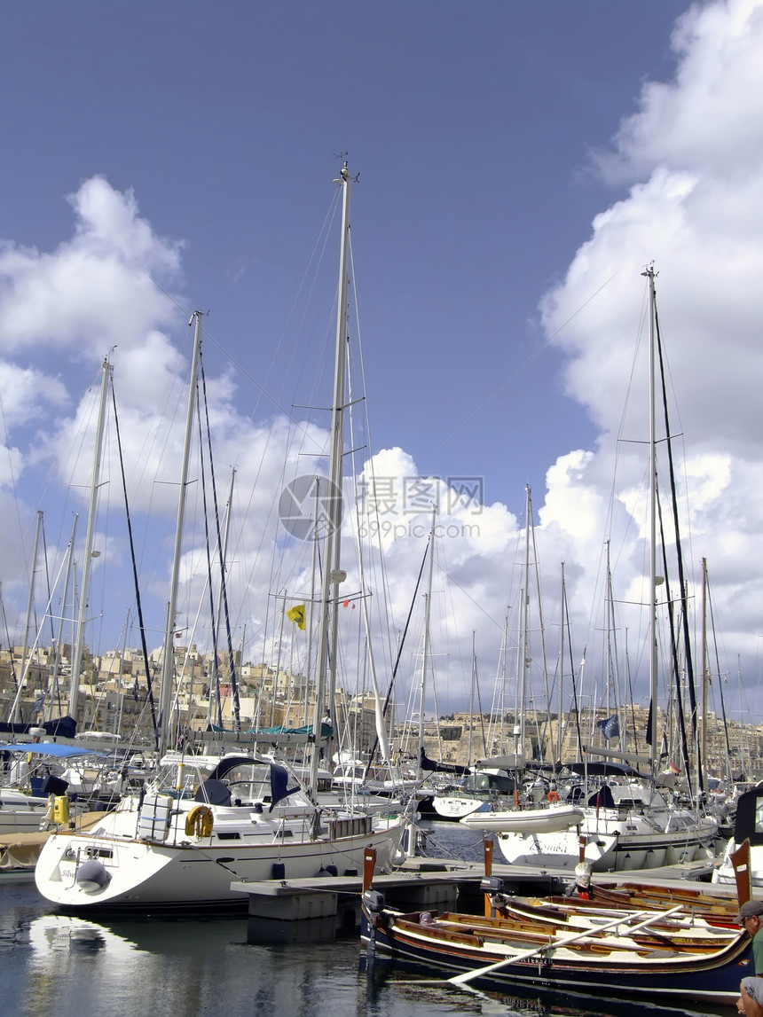 雅赫特玛丽娜桅杆运动港口奢华游艇波纹航海血管海洋医学图片