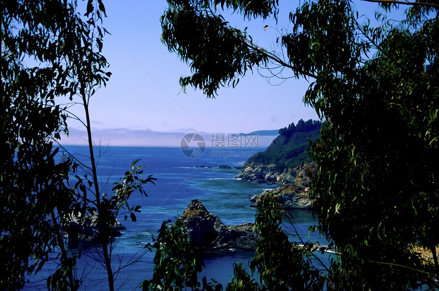 大南海洋麦威悬崖公园海岸瀑布图片