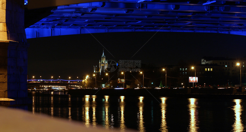 莫斯科 夜深河图片