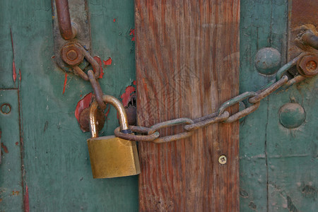 ps锁环素材带链条的锁环安全特写链接镜头合金法律连锁店挂锁入口栅栏背景