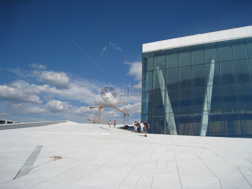歌剧院文化艺术音乐白色唱歌歌曲天空建筑蓝色图片