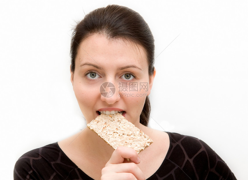 女人吃面包图片