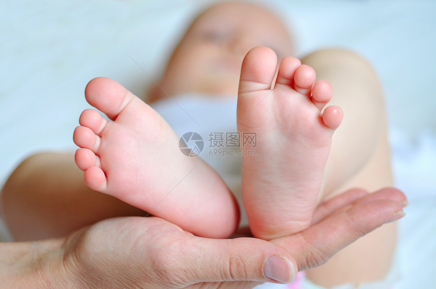 儿童高跟鞋手指脚跟孩子橙色婴儿图片