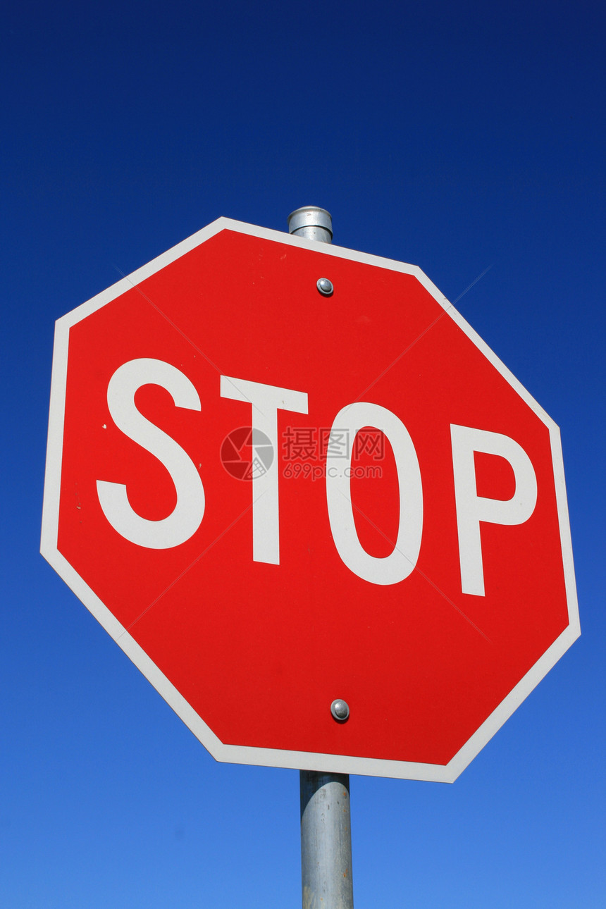 停止签名天空车道法律风景字母发动机汽车红色警告公园图片