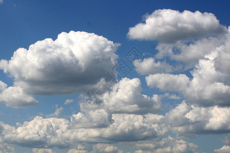 云天空天堂背景图片