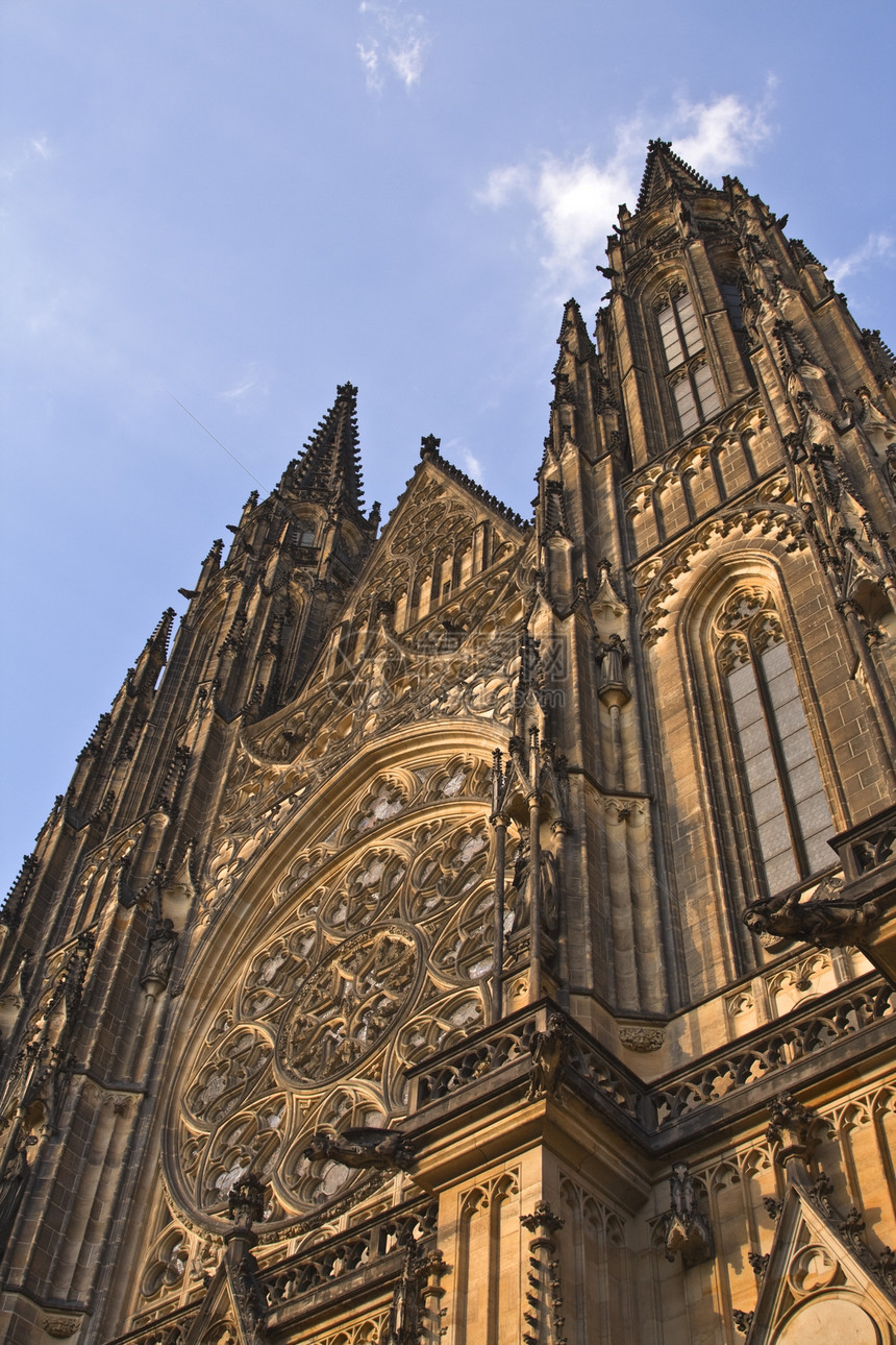 圣维图大教堂普拉格城堡旅游尖塔地标窗户旅行宗教纪念碑念珠拱门天空图片