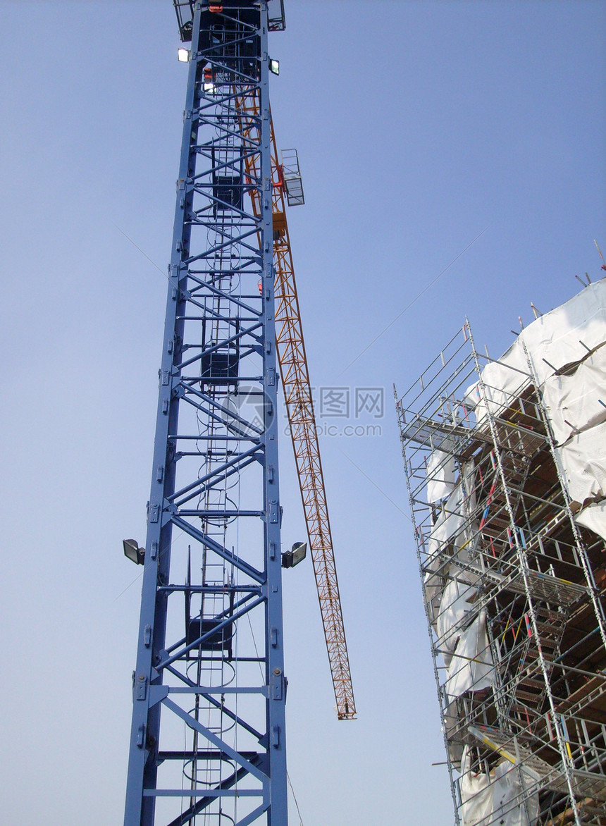 建筑工地概况地点蓝天高度蓝领建设起重机脚手架建筑学进步工人图片