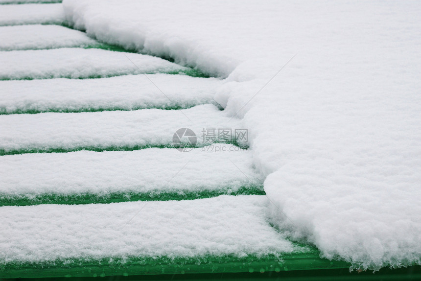 清雪蓝色白色暴风雪阳光图片