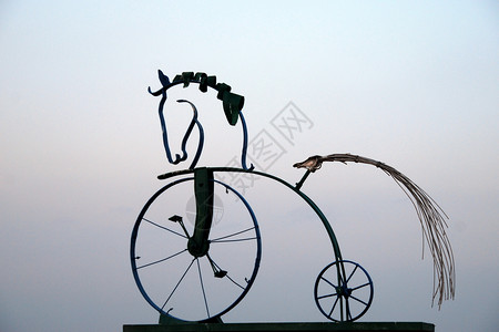 马车轮铁马运输踏板车辆孤独吸引力幽默车轮历史复古旅游背景