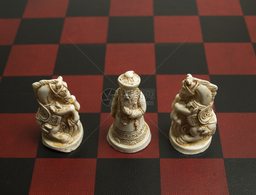 中国象棋打败雕刻白色典当游戏女王木板想像力成功象形图片