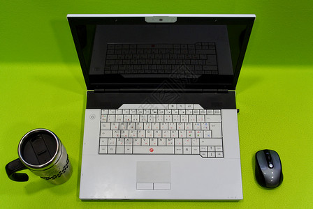 计算机 杯和鼠标背景图片
