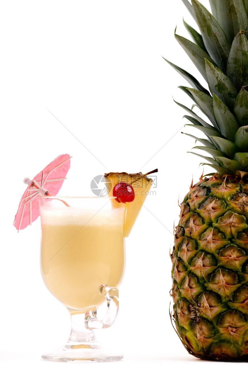 Pina Colada鸡尾酒酒吧果汁饮料玻璃情调热带酒精茶点白色器皿图片