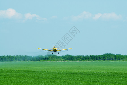 化学品场地牧场肥料日光天空乡村农业翅膀喷涂航班背景图片