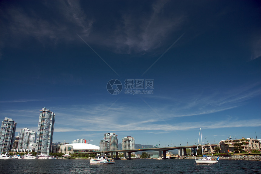 不列颠哥伦比亚省温哥华市旅游港口城市建筑物景观码头水路摩天大楼风景天空图片