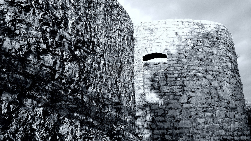 胡亨内芬城堡东容残骸黑暗时代建筑斗争骑士房子堡垒中年石头图片