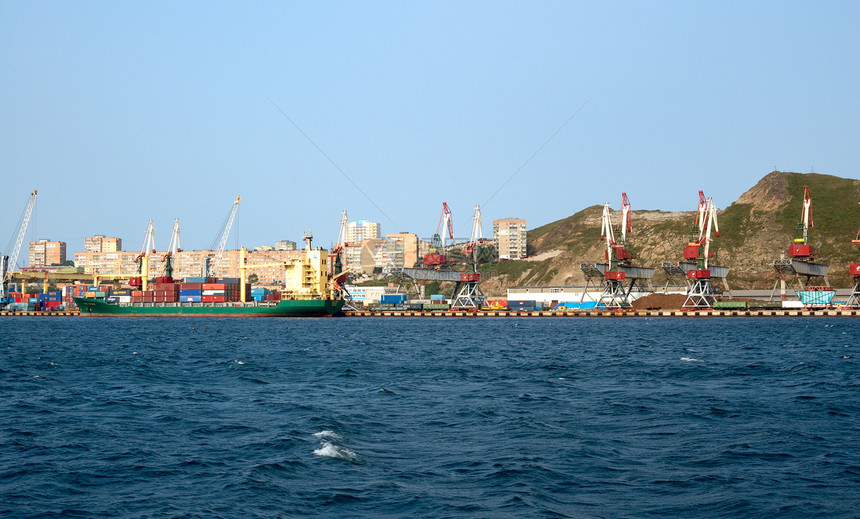 海岸风景绿色货运运输城市海港港口天空支撑码头海浪图片