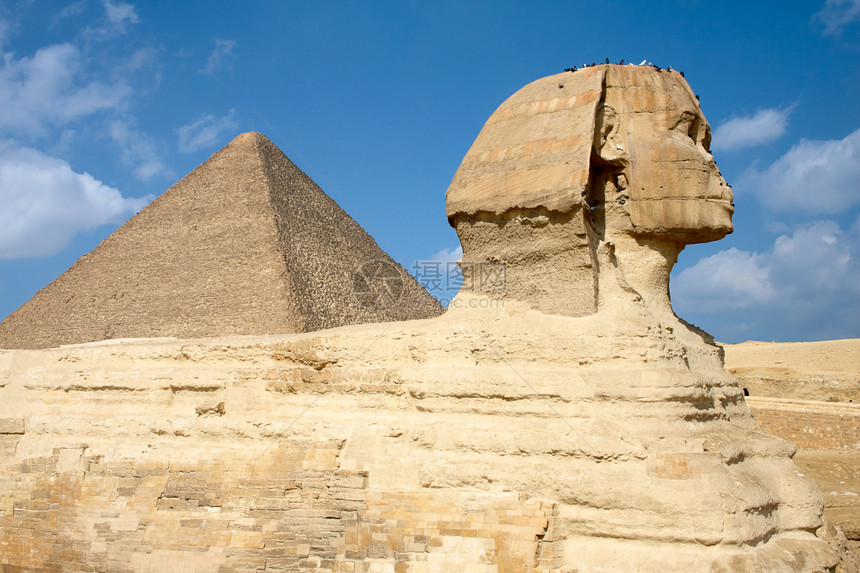 斯芬克斯和金字塔石头沉思法老地标历史性文明古物历史考古学沙漠图片